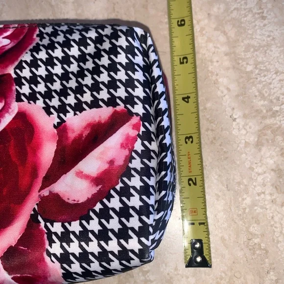SONIA KASHUK bag, pink roses on black/white houndstooth check, silver zipper EUC - Picture 14 of 17